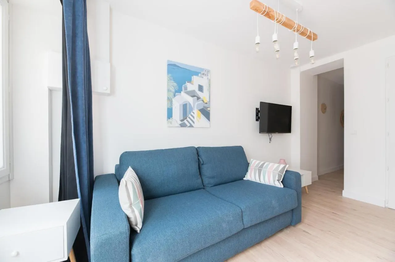 Apartment Poncelet *