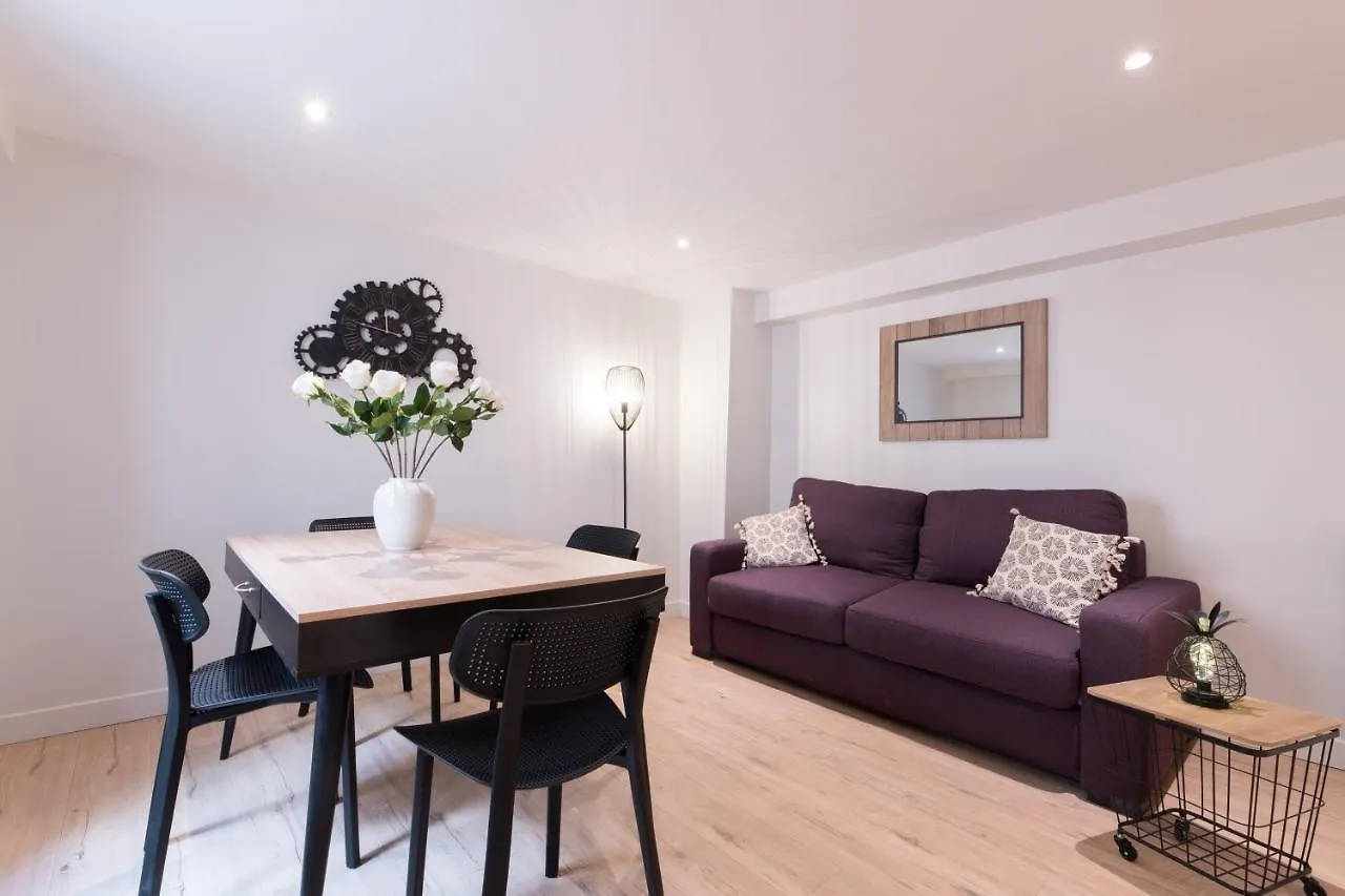 Appartement Poncelet Parijs