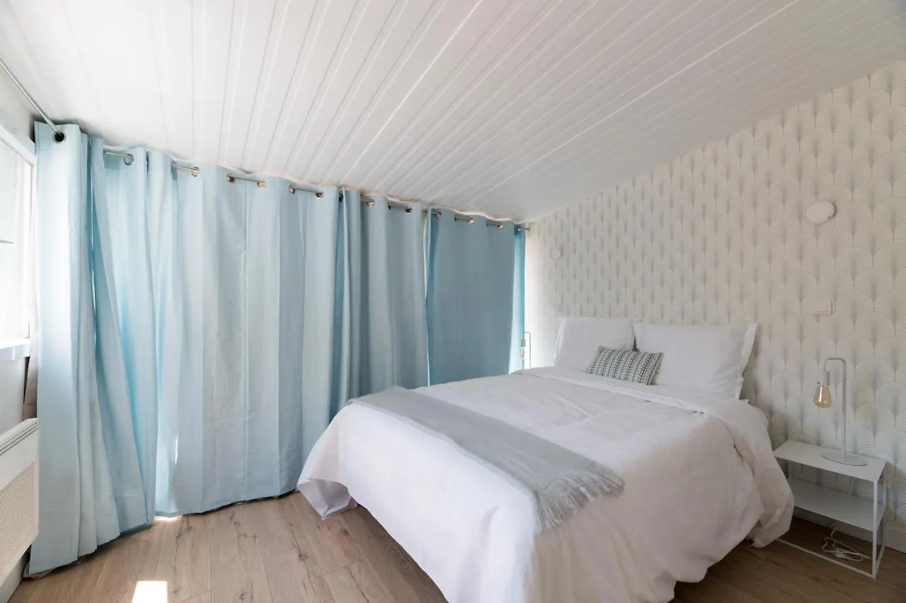 Apartment Poncelet